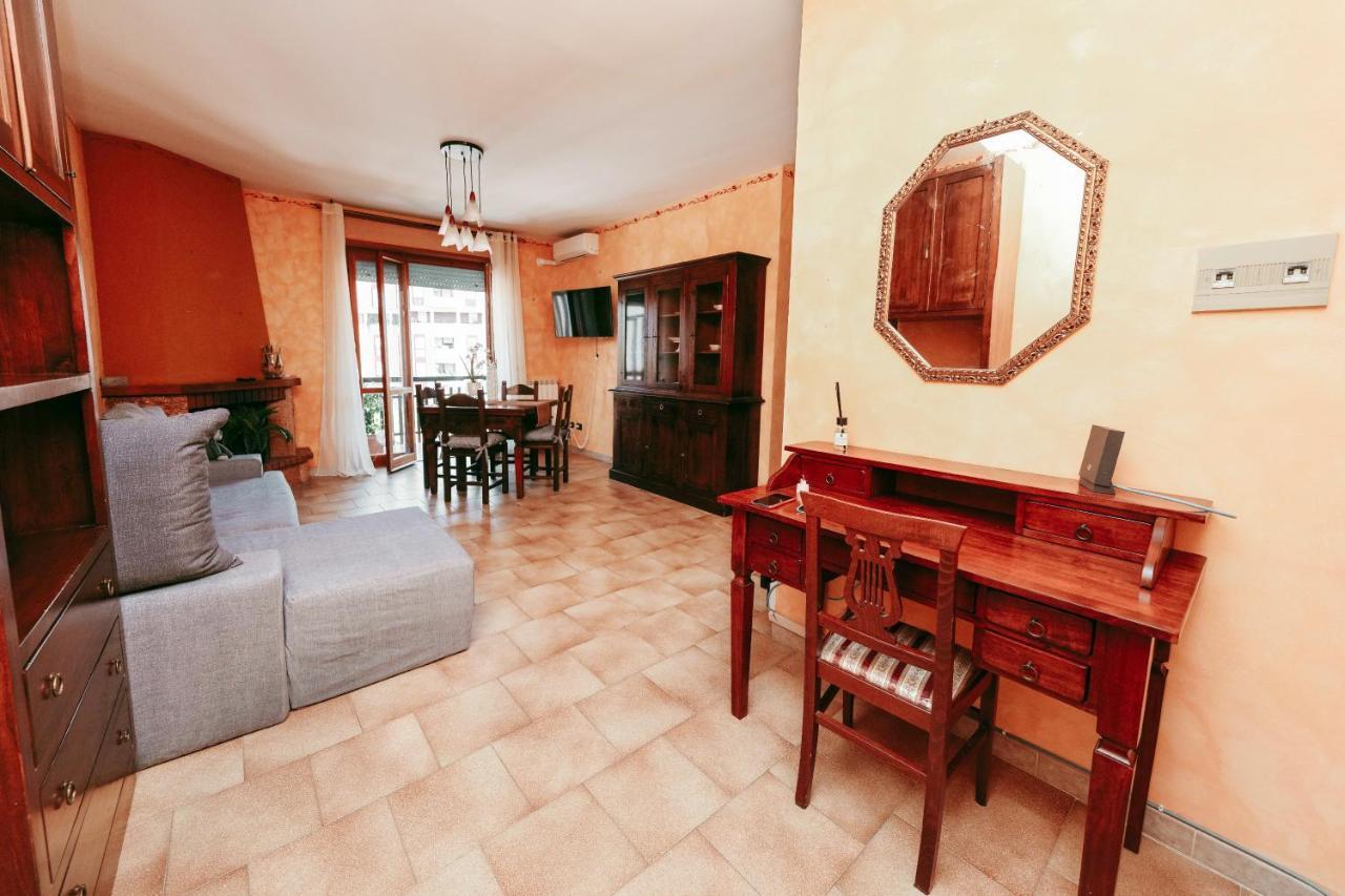 Gioiello WI-FI SMART TV AIR CONDITIONER Terni Esterno foto